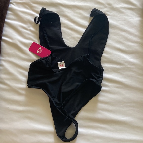 Shekini high cut thong one piece - Picture 2 of 2